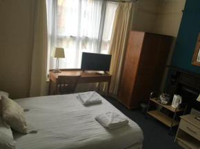  Four Seasons Budget  Аберистуит